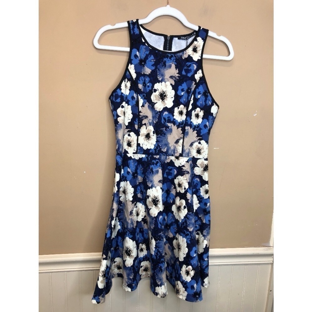 Modiste Blue Floral Fit Flare Sleeveless Dress Size M NWT